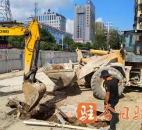 操逼视频爆操大肉吃鸡巴操骚逼高温下的坚守｜道路建设者用汗水铺就畅通路